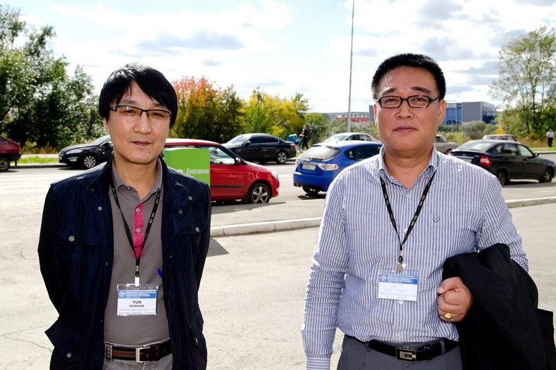 Представители компании «HANJIN D&B» господа On Jung-Joon и Yun Duwhan