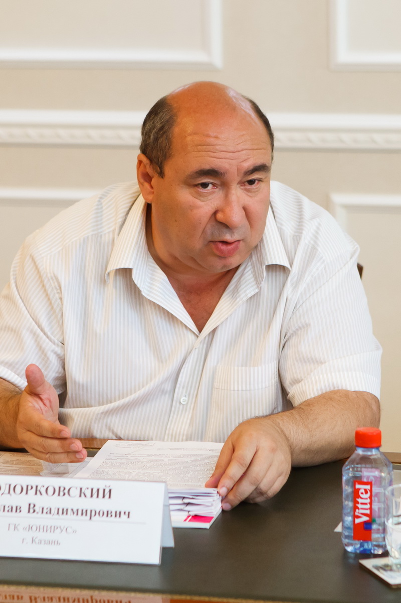 Доклад Ходорковского В.В. (ГК «ЮНИРУС») по вопросам таможенного оформления техники ГНБ и бурового инструмента 