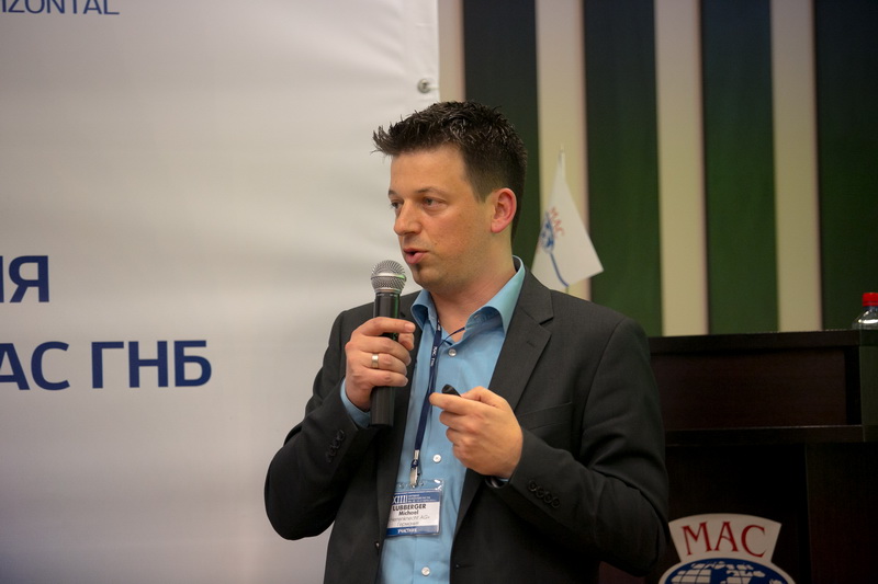 Доклад руководителя направления по ГНБ компании Herrenknecht AG (Германия) Люббергера М.