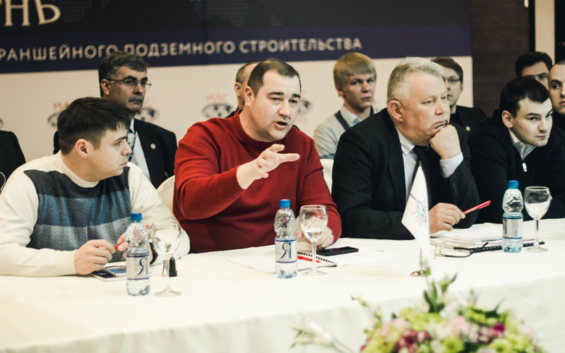 Участники круглого стола