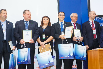 обладатели наград