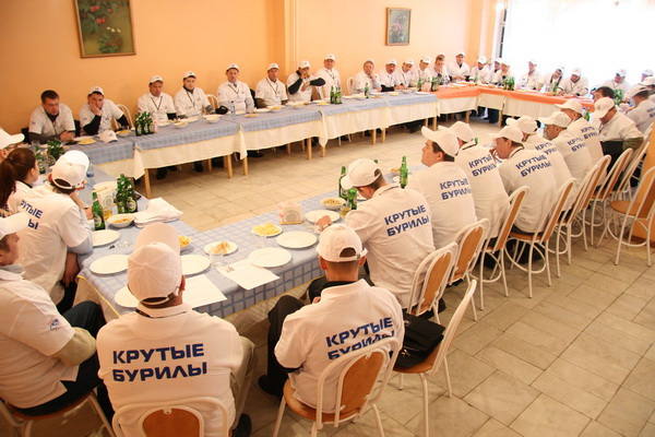 Заседание клуба «Крутые Бурилы»